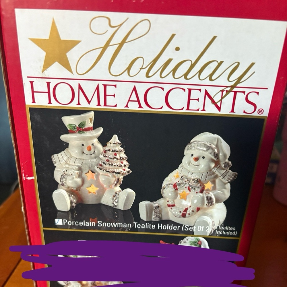 Belk’s Holiday Home Accents Snowman Tealites